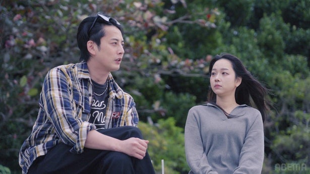 『ごくせん』俳優・石黒英雄と可愛すぎる女性経営者が“鼻キス”で急接近「普通のキスシーンより恥ずかしかった」＜恋愛病院＞