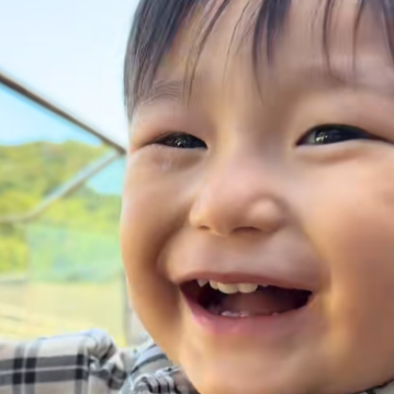 ニコニコで「ママ！」動物園に来た2歳児が指差した【まさかの動物】が「失礼すぎて」話題