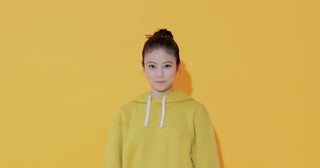 今田美桜のはにかむ姿がキュート、「タウンワーク」新TVCMでほっこり歌声も披露＜コメントあり＞