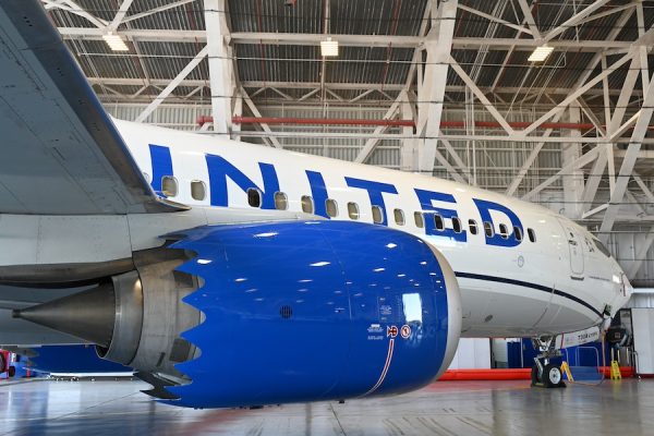 ユナイテッド航空、グアム拠点のボーイング737-8公開初便は4月30日の東京/成田線