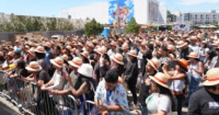 「ONE PIECE FEST」全米で初開催！アリシア・キーズが夫とともに来場