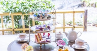 【東京プリンスホテル】“ちょこん”と座るリスがかわいい！窓辺で楽しむ華やかな「あじさいアフタヌーンティー」開催