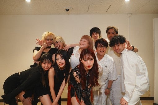 アイナ・ジ・エンド、地元大阪で凱旋公演！アジアツアー4都市目でファン熱狂