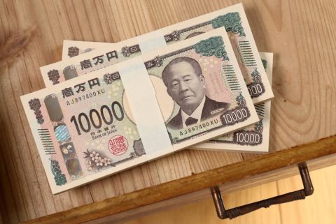親孝行で“実家のリフォーム代”を「300万円」出して後悔！ 知人に「贈与税かかった」と愚痴ったら「非課税になったのに」と言われた…本来は“税務署”にお金を取られなかった？ FPが対策を解説