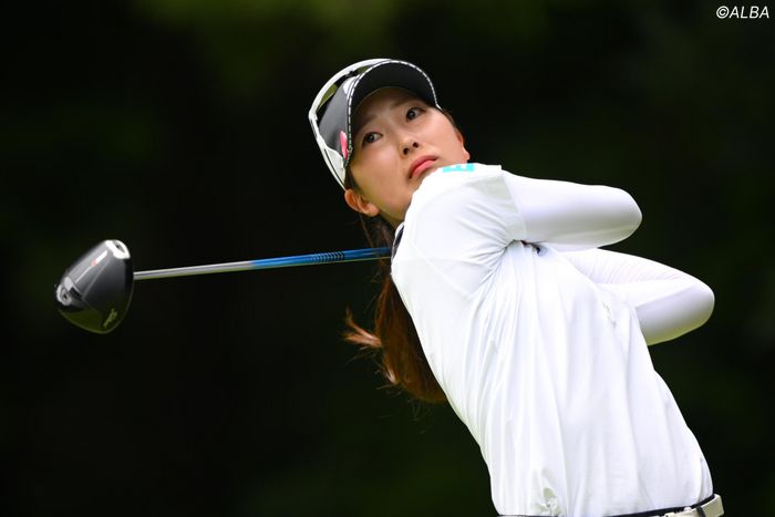 体重移動ほぼゼロで平均244y！ 20歳でツアー初V・福田萌維の「右軸インパクト」 #優勝者のスイング