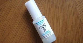 塗っても塗っても乾燥するカサカサ肌さんに朗報！ごわつきにバリアを張るキュレルの新オイル美容液が誕生