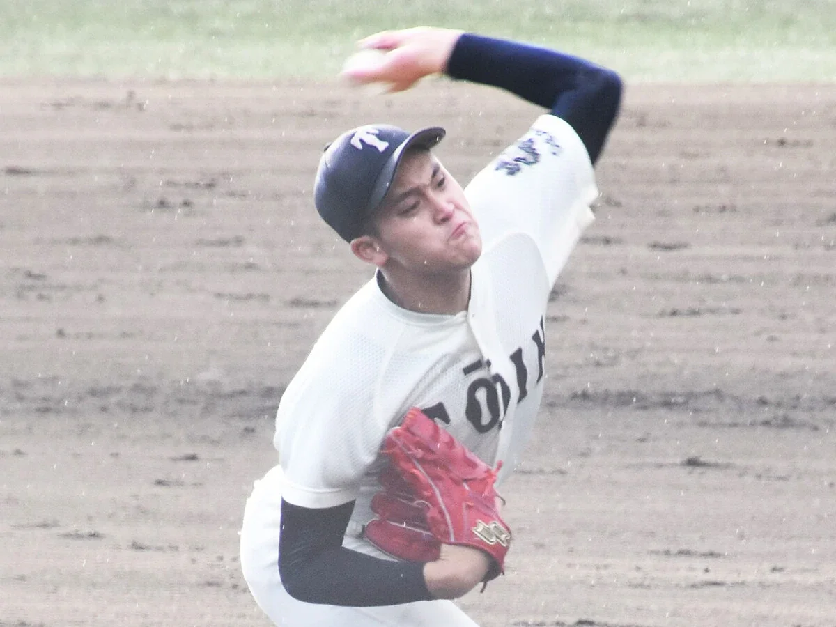 【高校野球】大阪桐蔭192センチの１年生左腕が見据える未来川本晴大「ストレートで押していける投手に」