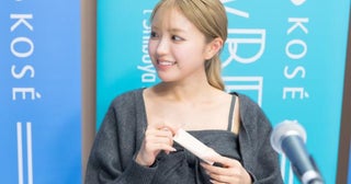 香音「ツヤ感が本当に大好き」「私は乾燥肌なので…」メイクをするときのこだわりは？