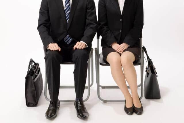 【2027年卒就活生】親に就活を相談する？「特に相談していない」44.2％、「企業選びの初期段階」22.6％、「承諾先を決める時」19.0％ジェイック調査