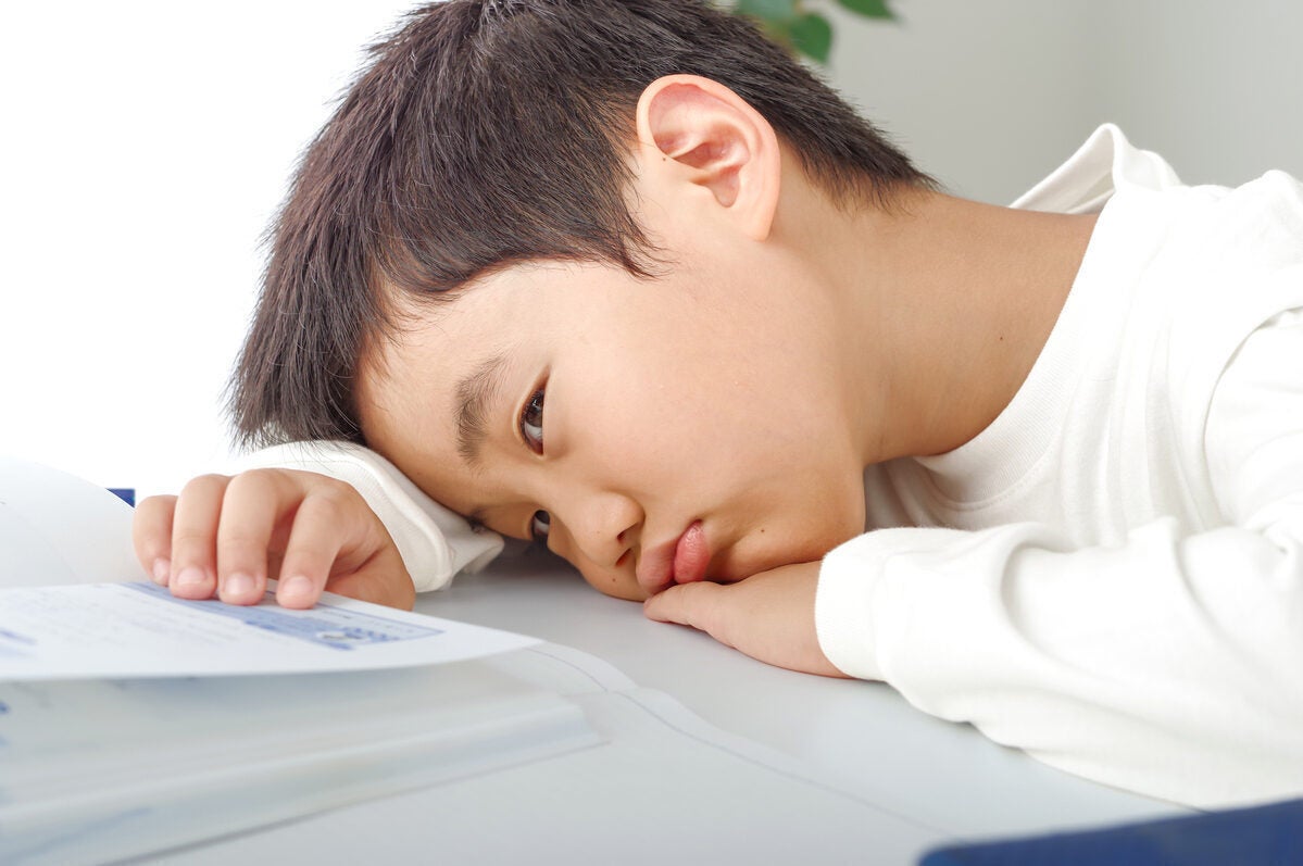 なぜ「頑張れ」と言うほど子どもは動けなくなるのか。子どもの元気がない家庭に共通すること