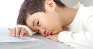 なぜ「頑張れ」と言うほど子どもは動けなくなるのか。子どもの元気がない家庭に共通すること