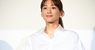 綾瀬はるか、共演・大沢一菜とは自宅訪問するほど仲良し同年代の森井監督には信頼にじませる【第37回東京国際映画祭】