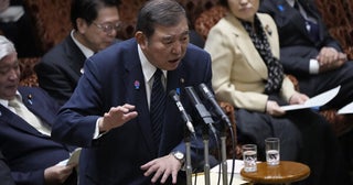 自己負担額引き上げが患者団体などからの猛反発で白紙撤回。再検討も見通しは立たず......「高額療養費制度」の見直しが迷走を続ける理由