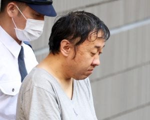 「復讐だけしたい」22歳女性配信者を生放送中に刺殺。400万円貢いだ44歳男が“口座残高161円”に絶望、暴走した理由
