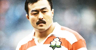 ラグビー日本代表・伝説のLO林敏之２メートル級の巨漢に「壊し屋」はひるむことなく立ち向かった