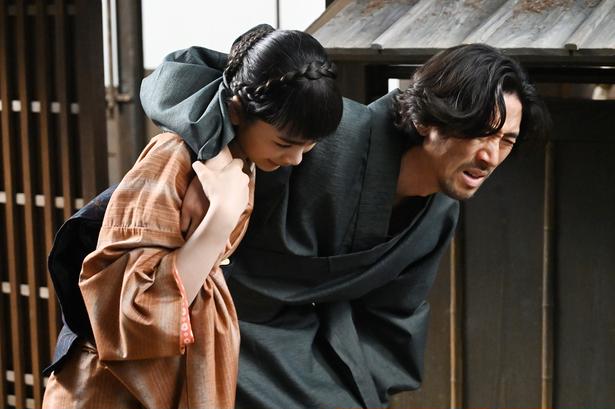 ＜来週の風、薫る＞本田大輔“山本”の容態が急変…見上愛“りん”は責任を感じる