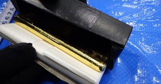 10年で5倍！ 金価格急騰で過熱する“密輸ビジネス”業者が明かす「税関といたちごっこ」の最新手口
