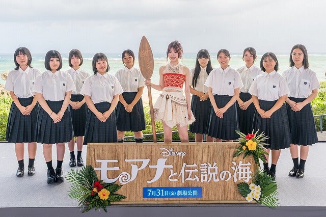 「モアナと伝説の海」日本版声優TSUZUMI、沖縄でスペシャルパフォーマンス！ 圧巻の歌声と熱い想いで会場を魅了