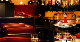 ホテルニューオータニ東京で夜のアフタヌーンティーを。お酒と一緒に楽しむ、いちごハイティーが延長へ