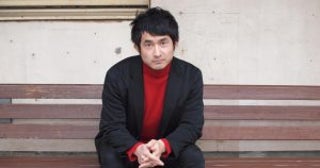 「脳の70％がどこかへ行った」脳梗塞で倒れた40歳漫才師、失語症でもM-1舞台に返り咲くまで