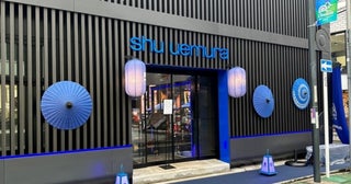 シュウ ウエムラに茶屋が登場!?ブルーに染まった旗艦店イベントの全貌は？