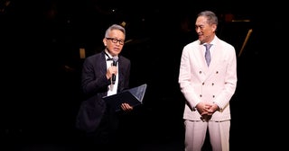 宮本亞門企画・演出による1日限りのガラ・コンサート『LIFE IS BEAUTIFUL』レポート到着渡辺謙らが希望と世界平和への祈りを込めた楽曲を披露