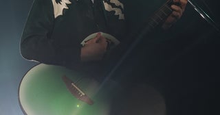 崎山蒼志が「ギタージャンボリー2024」でライブ！【フォトレポート】