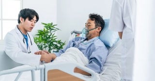 4年前、事故で骨折して入院した父。当時の「入院費用」が“70万円”だったようなのですが、今から申請しても「医療費控除」の対象になりますか？