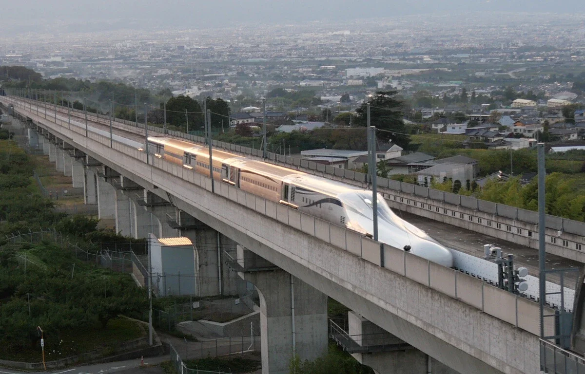 【悪夢のリニア狂騒曲】最終総工費は国家予算レベルの18兆円！東京－大阪間の開業はまさかの2070年代以降!?