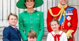 ルイ王子が6歳に！毎年恒例キャサリン妃撮影フォトが今年も公開