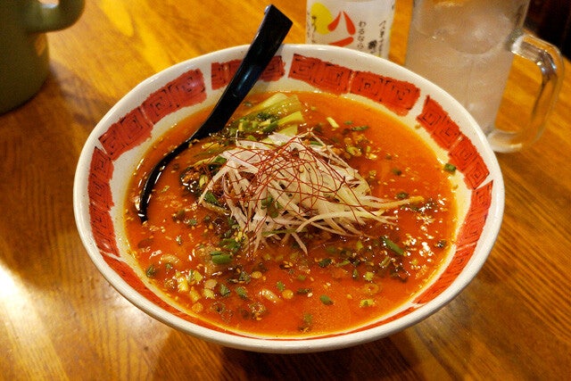 【赤担々麺】担々麺という食べものがそもそもうまいのか、それとも「光陽楼」の担々麺がうますぎるのか!?：パリッコ『今週のハマりめし』第249回