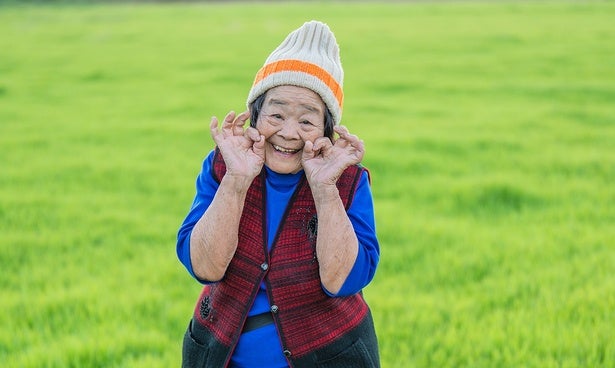 目標は100歳まで生き抜くこと！ 90歳おばーの「世界中の人に幸せになってほしい」という願い