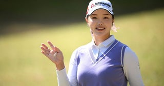 セキ・ユウティンが前髪を下した激レアショットを披露！ 愛犬・福宝とのツーショットに「どっちもかわいい」の声殺到