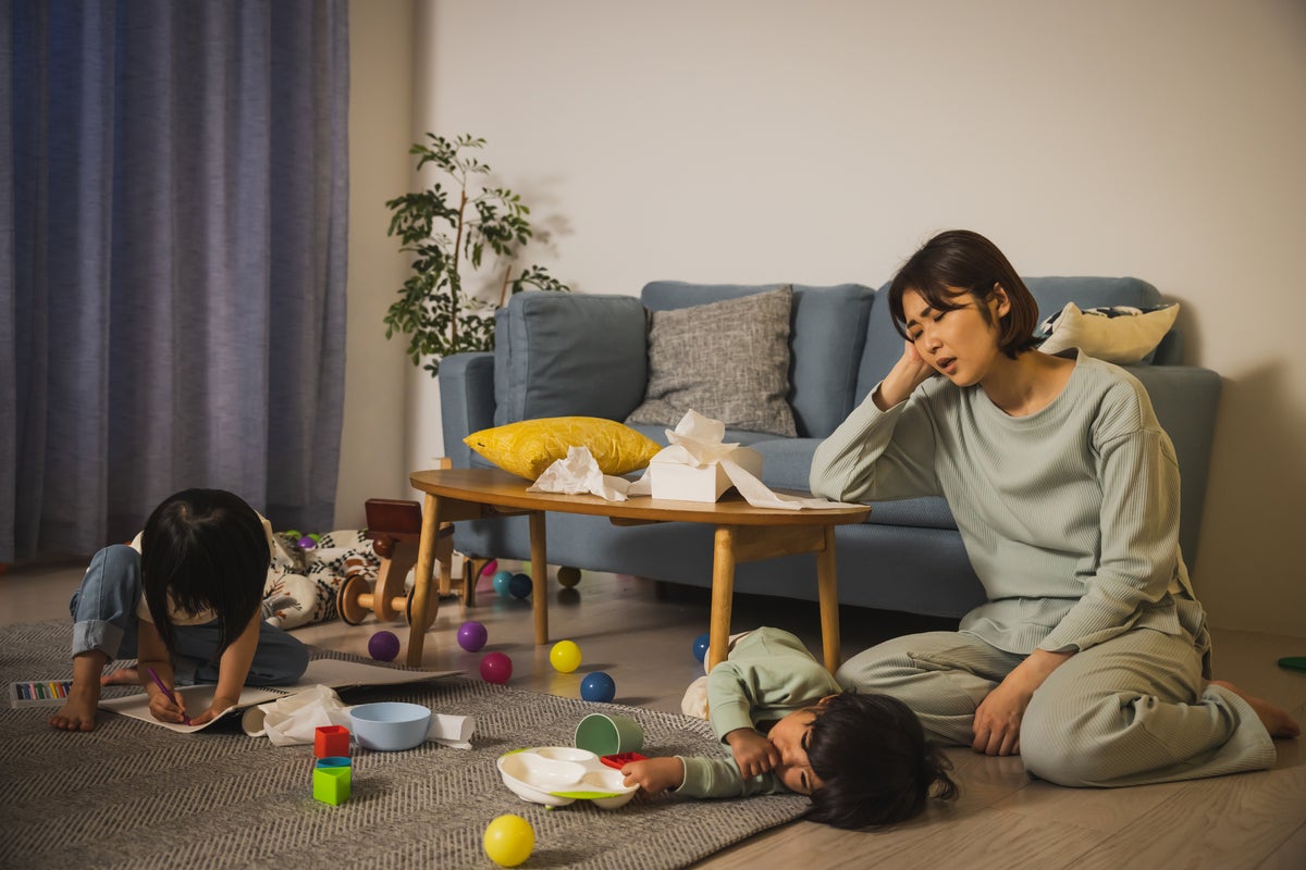 「来週大丈夫かな」思ってたのと違う…フルタイム共働きもう無理。育休明け復職の現実に疲弊する親たち