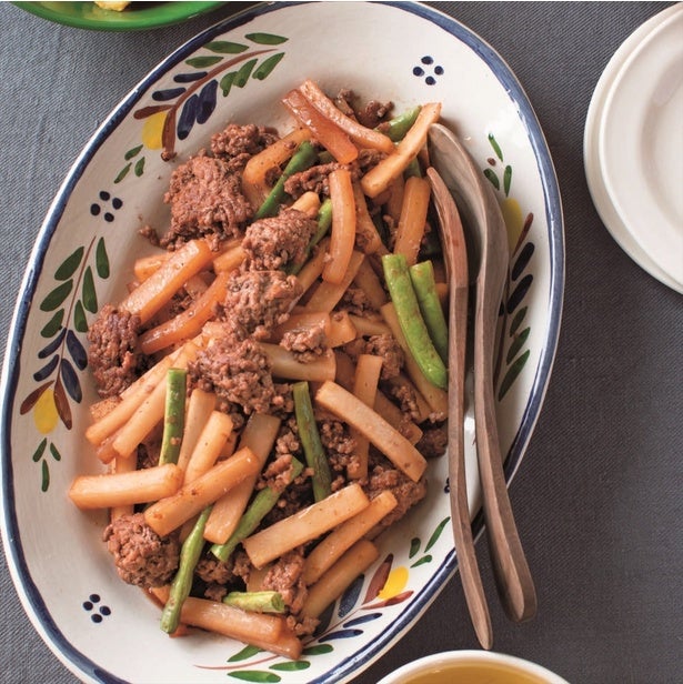 大根＝煮物だけじゃない！「ひき肉」と炒めると想像以上にごはんが進む、冬の大根絶品レシピ2選