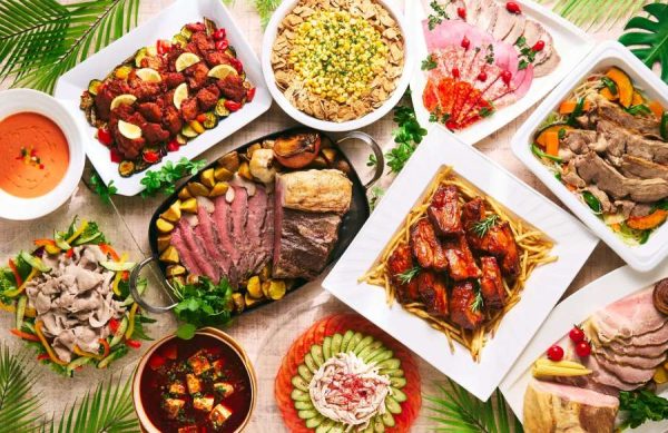 ホテル日航大阪、スタミナ肉料理＆スパイシーフェアを開催中8月31日まで