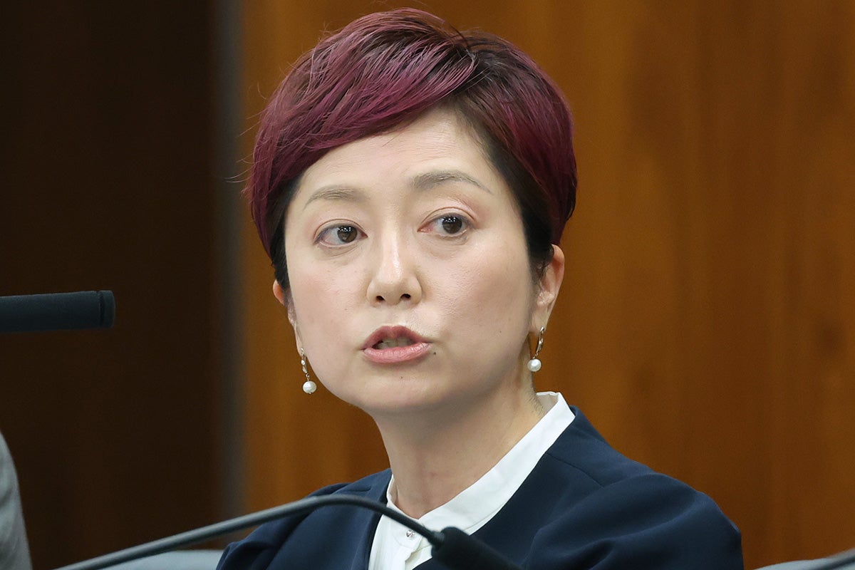 「愚か者をぶっ飛ばす態度がかっこいい」伝説バンドの元ドラマー（61）れいわ・奥田氏への激励にSNS騒然…かつての“バンド仲間”は「真逆」スタンス