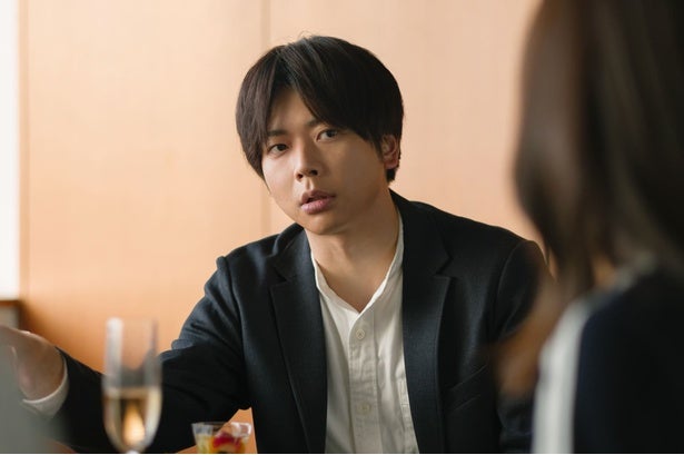 田辺桃子“ルイ”、横田真悠“テルマ”、林芽亜里“イズミ”が力を合わせて増田貴久“矢崎”に迫る様子にハラハラ＜推しの殺人＞