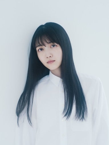 久保史緒里、松村北斗主演ドラマ『告白-25年目の秘密一』出演決定！【コメントあり】