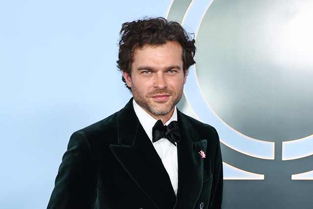 「マイアミ・バイス」新作に「ハン・ソロ」のオールデン・エアエンライク