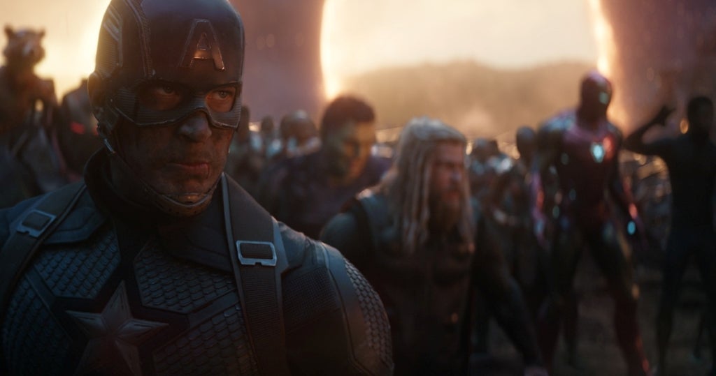 なぜ「アベンジャーズエンドゲーム」は伝説的な作品になった？ルッソ兄弟が明かす、映画史を変えた“3つの前例なき偉業”