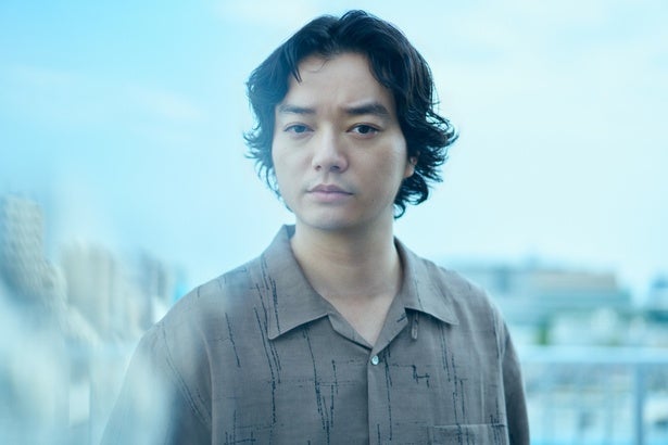 『廃用身』染谷将太が挑んだ“医師・漆原糾”を自ら解体。「演じるうえでは“100％善人”」