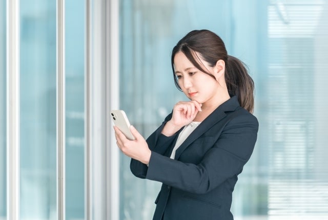 最大の悩みは「お金」!?「生成AIに人生相談している」と回答した人が4割超…20代〜30代前半で広がる「クォーターライフクライシス」とは？
