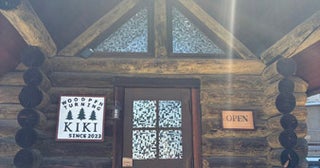 【愛知県豊橋市】木製文房具ブランド「木軸ペン工房KIKI」が本格ログハウスの店舗に改装オープン