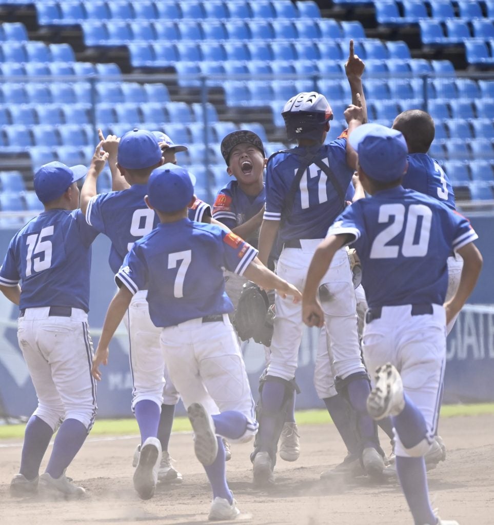 長曽根ストロングス（大阪）が2連覇で9度目の優勝多賀少年野球クラブ（滋賀）に競り勝つ