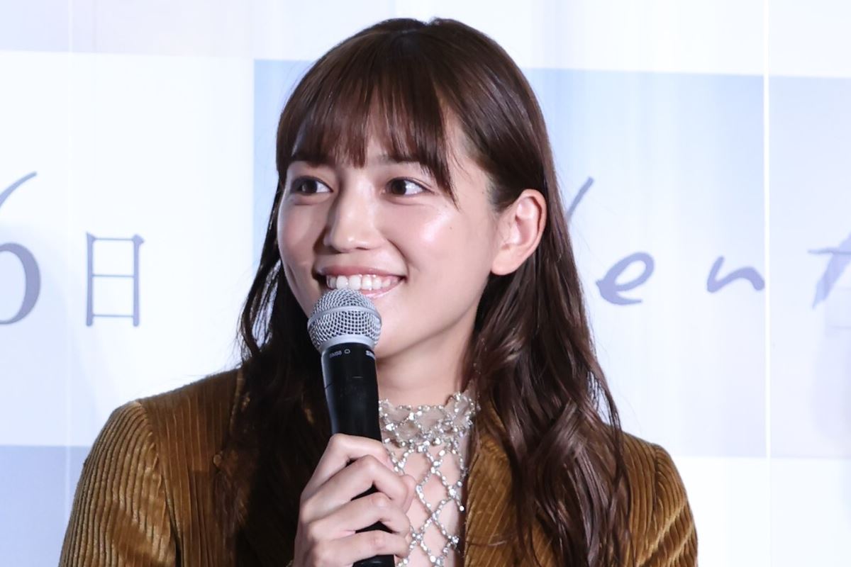 川口春奈が年間CM起用社数1位の陰で…ランキングから名前を消した「3年前のCM女王」