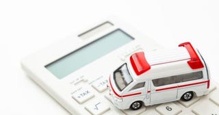 救急車を呼んだら「選定療養費7700円」を請求されてビックリ！ 家族に「医療費なら控除できるのでは？」と言われましたが、この追加負担も医療費控除の対象になるのでしょうか？