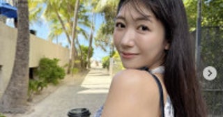 170cm“美しすぎる気象予報士”穂川果音、南国ショットにファン歓喜「振り向きカワイ」「デートしたい」