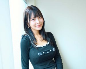 「名前が違うやん」母親に“身バレ”したセクシー女優が「家族愛を感じる」ワケ。「自由に生きたい」母子家庭で貧乏だった女性が18歳で決断したこと
