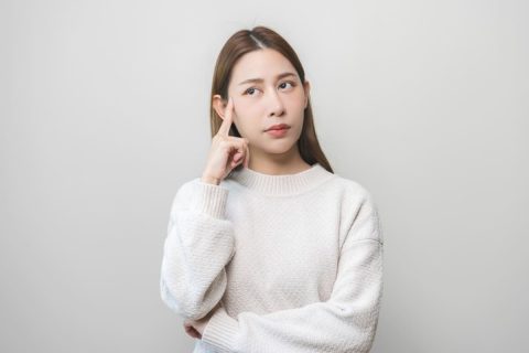 飛行機が欠航になって「ホテル代1万円をもらえた」という友人。私は以前もらえなかったのですが、この差は何でしょうか？